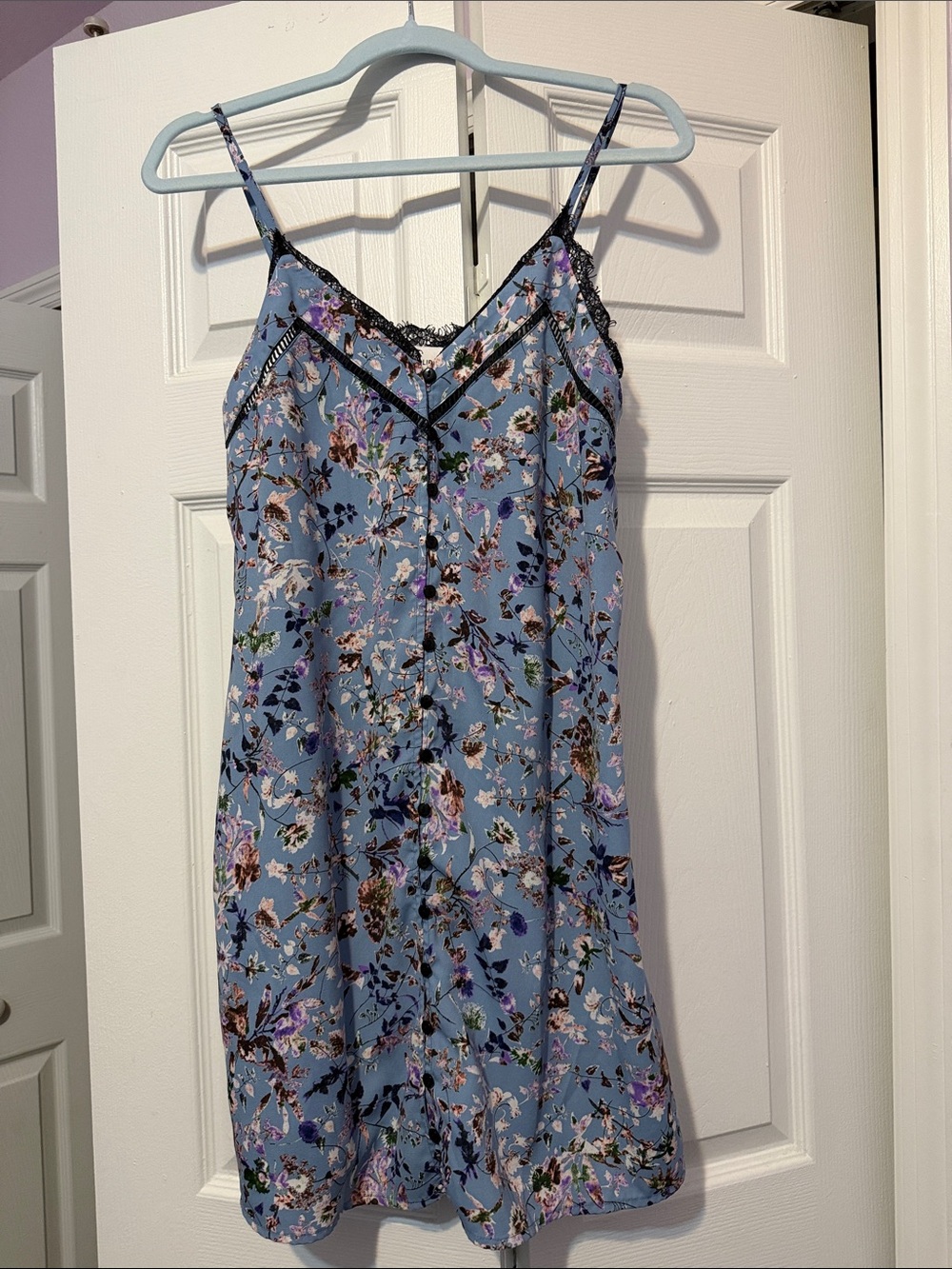 NWOT Sugarlips Blue Floral Cami with Black Lace